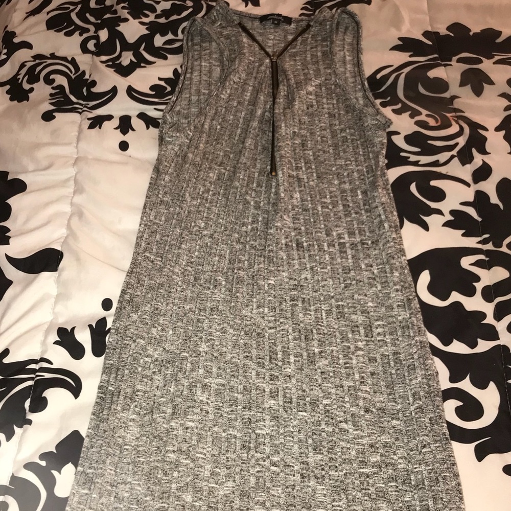 Zip light knit dress